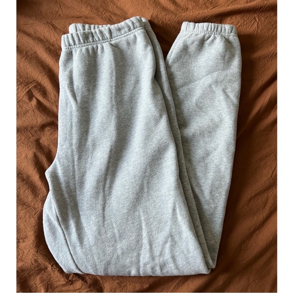 tna sweatpants